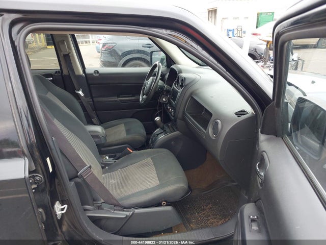Jeep Patriot Latitude 2014 1C4NJRFB6ED608539 Image 5