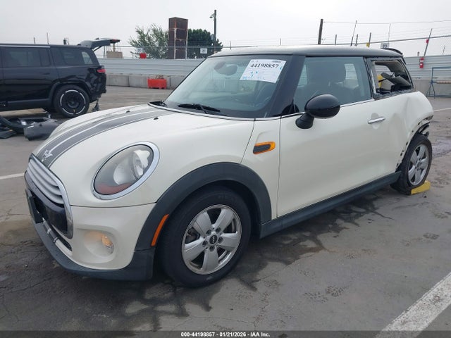 2015 MINI HARDTOP WMWXM5C52FT937749 Photo 1