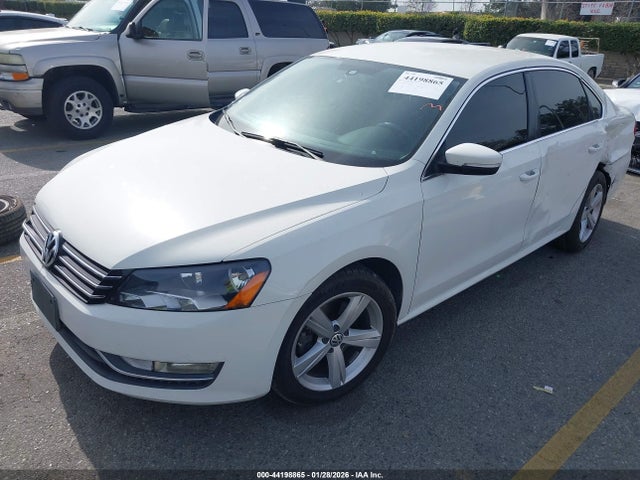 1VWAT7A38FC082951 Volkswagen Passat 1.8t Limited Edition