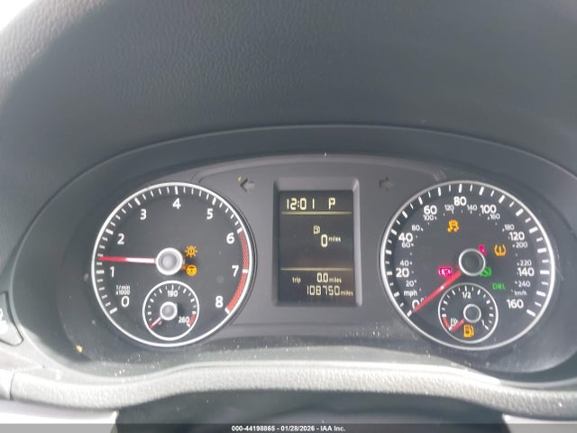 1VWAT7A38FC082951 Volkswagen Passat 1.8t Limited Edition