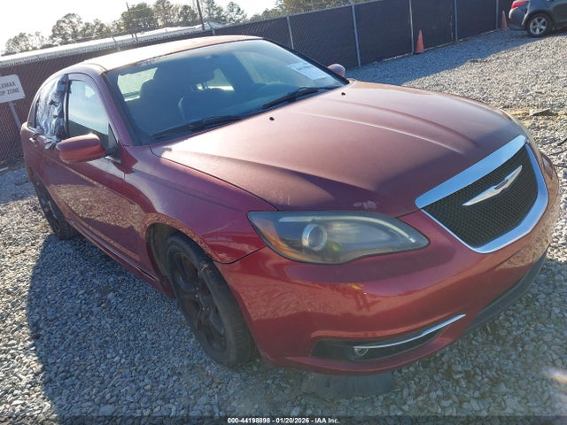 44198898 :رقم المزاد ، 1C3CCBCG8EN176785 vin ، 2014 Chrysler 200 Limited مزاد بيع