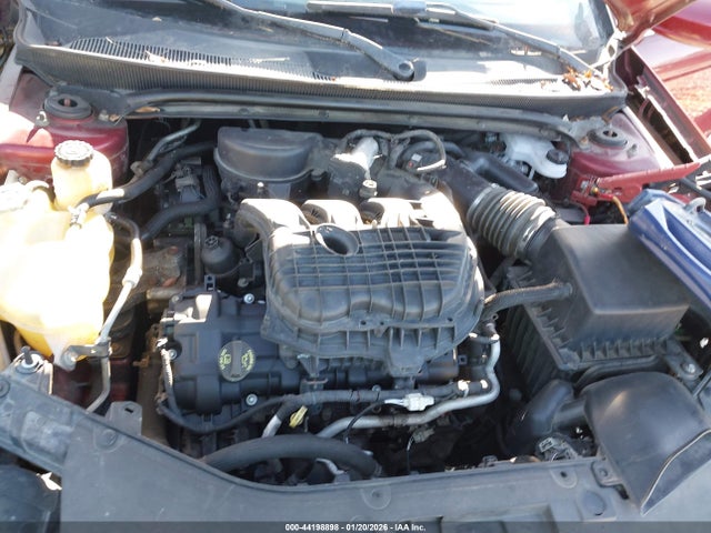 44198898 :رقم المزاد ، 1C3CCBCG8EN176785 vin ، 2014 Chrysler 200 Limited مزاد بيع