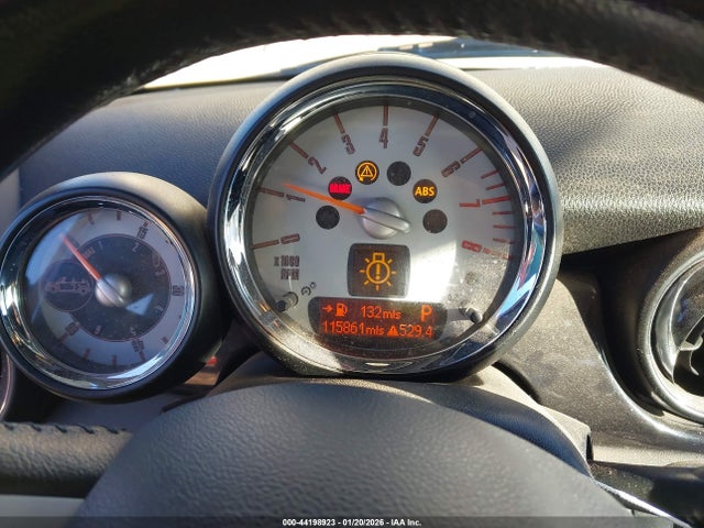 2010 MINI COOPER WMWMR3C57ATU98761 Photo 6