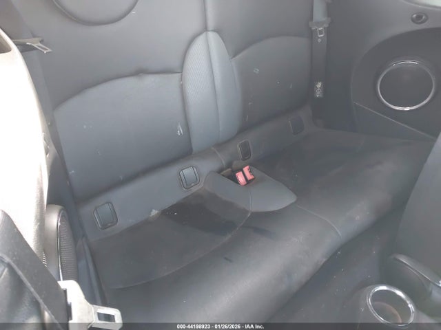 2010 MINI COOPER WMWMR3C57ATU98761 Photo 7