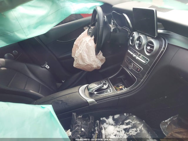 Продаж на аукціоні авто 2015 Mercedes-benz C 300 4matic, vin: 55SWF4KB9FU093303, номер лоту: 44199010