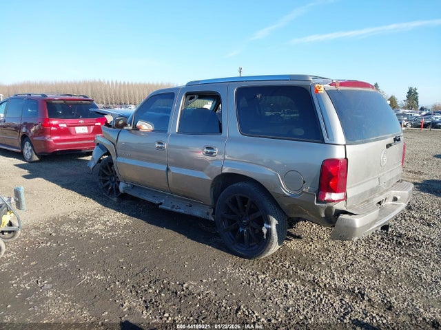 2002 CADILLAC ESCALADE 1GYEK63N22R107389 Photo 2