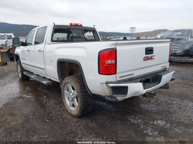 GMC Sierra 2500hd Denali 2015 1GT120E89FF618341 Image 3