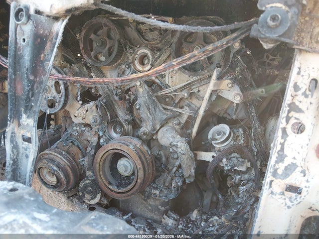 44199039 :رقم المزاد ، 5TEHN72N21Z813721 vin ، 2001 Toyota Tacoma Base V6 مزاد بيع