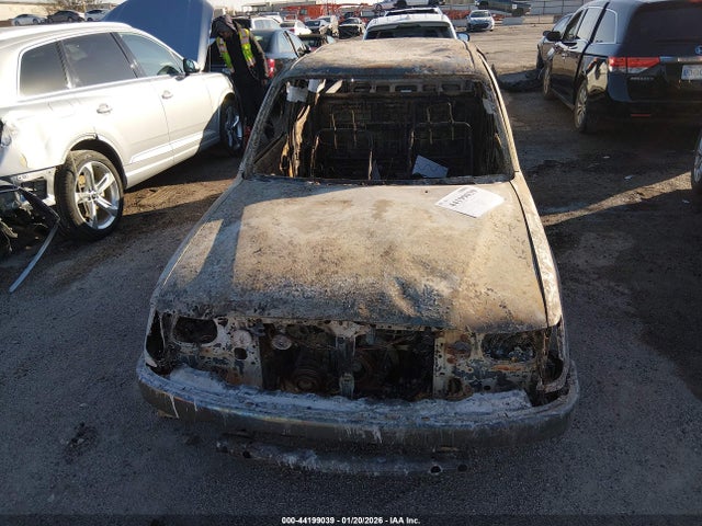 44199039 :رقم المزاد ، 5TEHN72N21Z813721 vin ، 2001 Toyota Tacoma Base V6 مزاد بيع