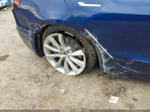 2020 TESLA MODEL 3 5YJ3E1ECXLF586820 Photo 5