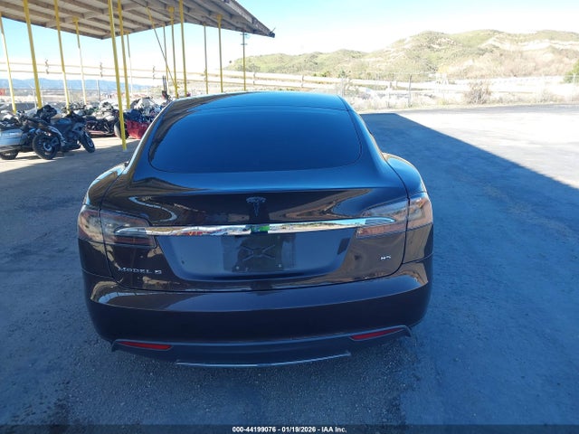 Aukcja sprzedaży 2013 Tesla Model S, vin: 5YJSA1CN0DFP11465, numer aukcji: 44199076