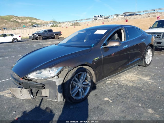 2013 TESLA MODEL S 5YJSA1CN0DFP11465 Photo 1