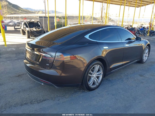 2013 TESLA MODEL S 5YJSA1CN0DFP11465 Photo 3
