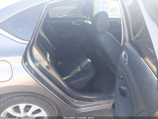 3N1AB7AP9JL663528 Nissan SENTRA SV