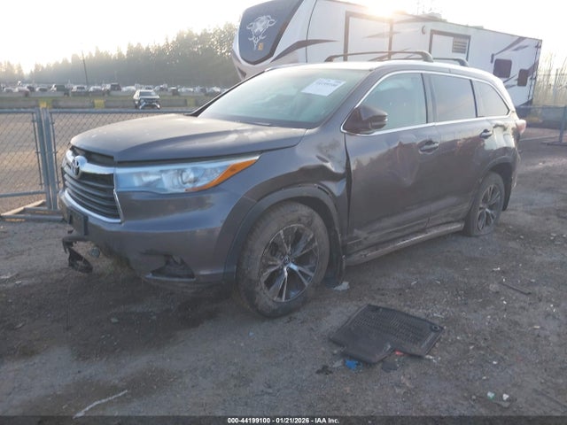 Toyota Highlander Xle V6 2016 5TDJKRFH7GS270611 Image 2