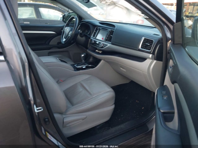 Toyota Highlander Xle V6 2016 5TDJKRFH7GS270611 Image 5