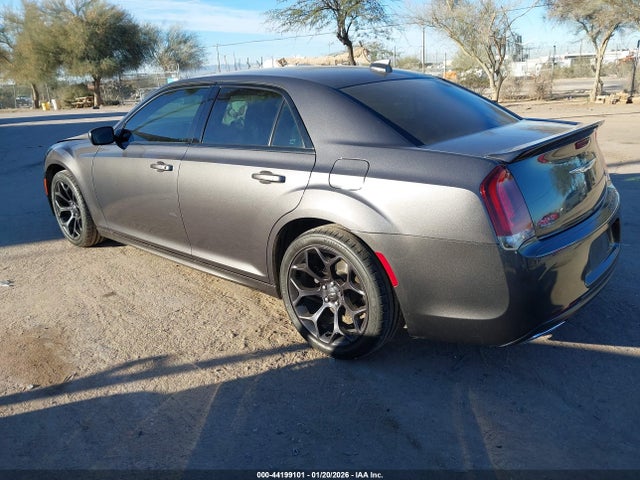2C3CCABG1KH619780 Chrysler 300 300s