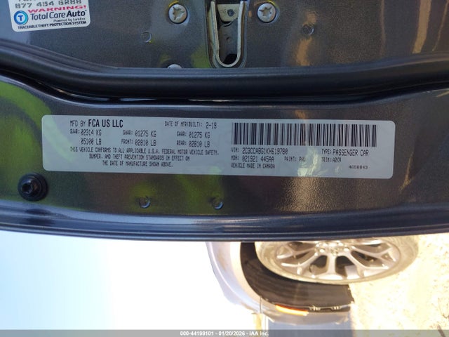 2C3CCABG1KH619780 Chrysler 300 300s
