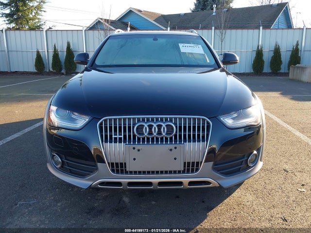WA1UFAFL8GA003198 Audi Allroad 2.0t Premium