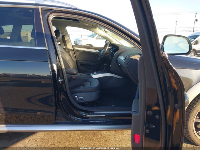 2016 AUDI ALLROAD WA1UFAFL8GA003198 Photo 4