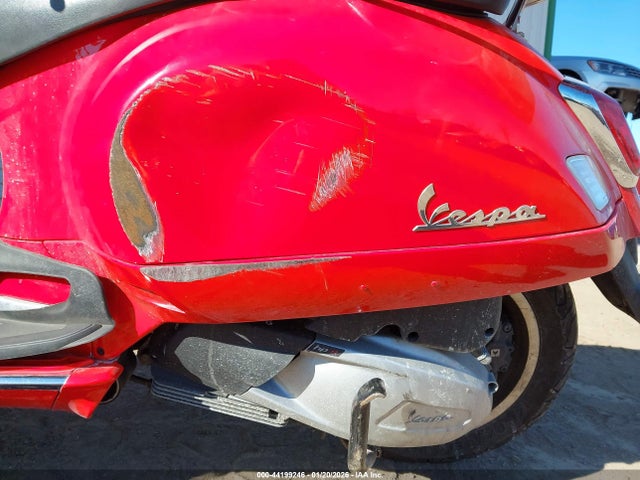 ZAPMD39M6R5200926 Vespa Gts/sei Giorni 300