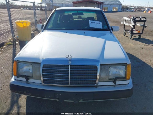 1993 MERCEDES-BENZ 400 WDBEA34E6PB929939 Photo 5