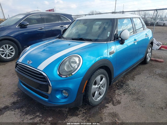2017 MINI HARDTOP WMWXU1C33H2F77118 Photo 1
