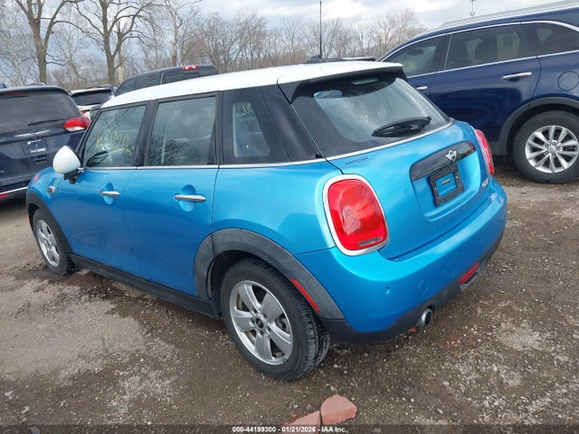 2017 MINI HARDTOP WMWXU1C33H2F77118 Photo 2