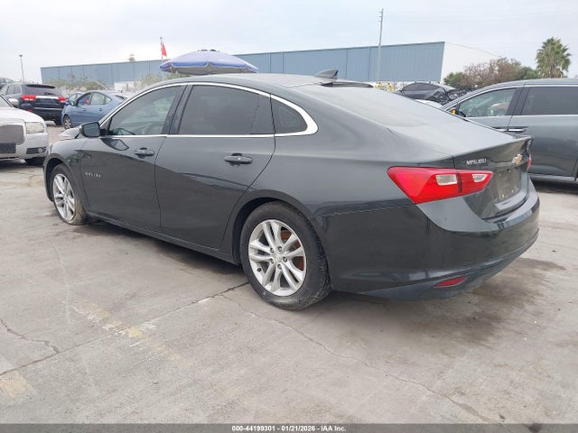 1G1ZD5STXJF224478 Chevrolet MALIBU LT