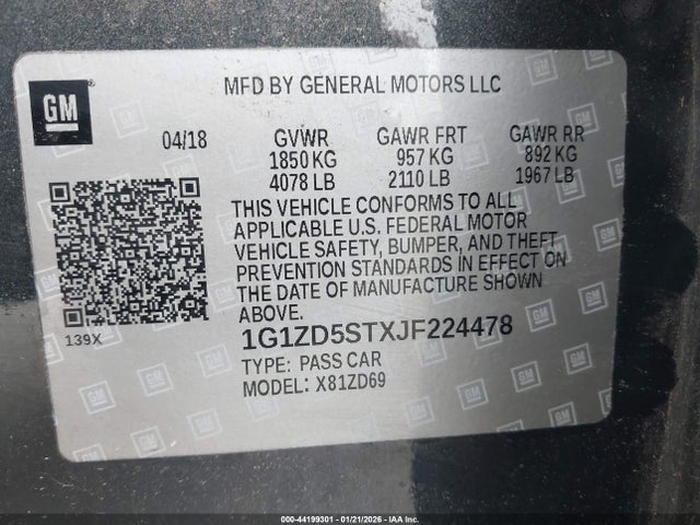 1G1ZD5STXJF224478 Chevrolet MALIBU LT