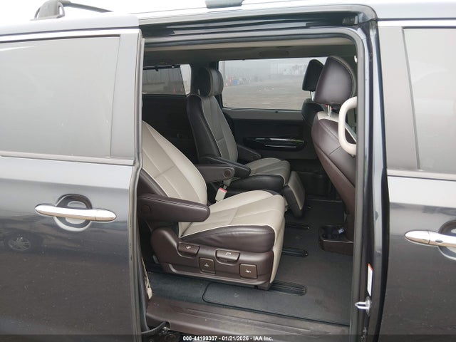 KNDME5C15F6040682 KIA Sedona Sx Luxury