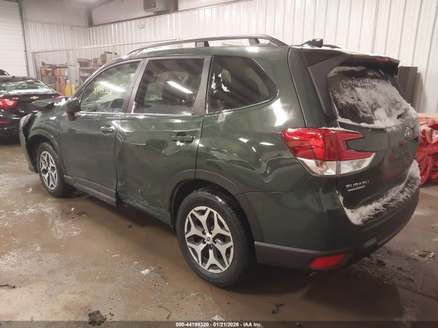 2024 SUBARU FORESTER JF2SKADC4RH503589 Photo 2
