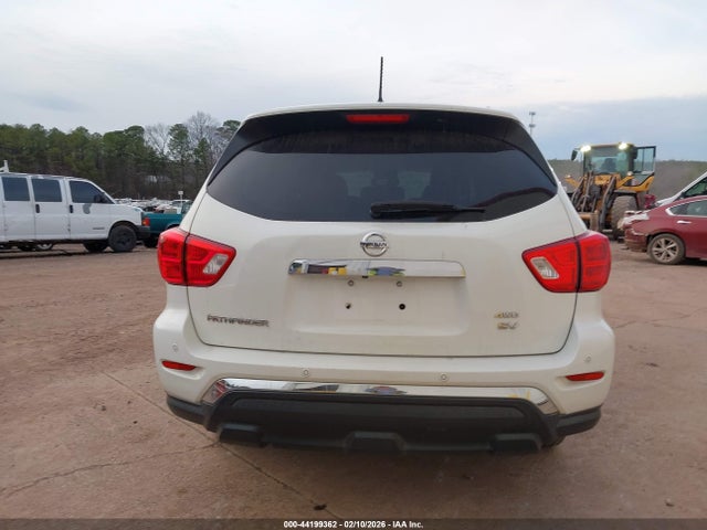 Продажа на аукционе авто 2018 Nissan Pathfinder Sv, vin: 5N1DR2MM5JC644461, номер лота: 44199362