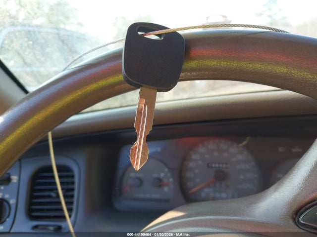 1999 FORD CROWN VICTORIA 2FAFP74W3XX220764 Photo 10