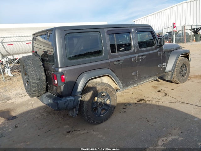 2018 JEEP WRANGLER UNLIMITED 1C4HJXDN5JW266580 Photo 3