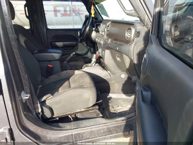 2018 JEEP WRANGLER UNLIMITED 1C4HJXDN5JW266580 Photo 4
