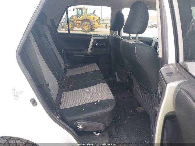 JTEZU5JR9E5067868 Toyota 4RUNNER SR5