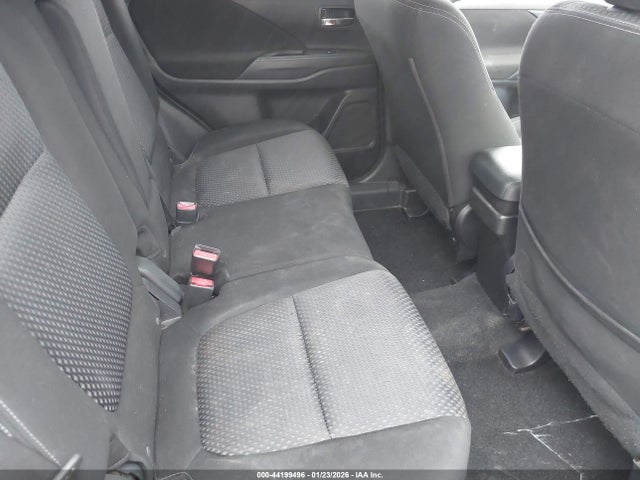 2018 MITSUBISHI OUTLANDER JA4AD3A34JZ014364 Photo 7