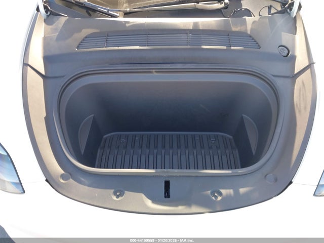 2022 TESLA MODEL Y 7SAYGDEF4NF337754 Photo 9