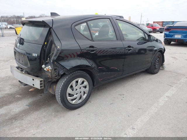 Продаж на аукціоні авто 2015 Toyota Prius C Three, vin: JTDKDTB37F1102842, номер лоту: 44199561