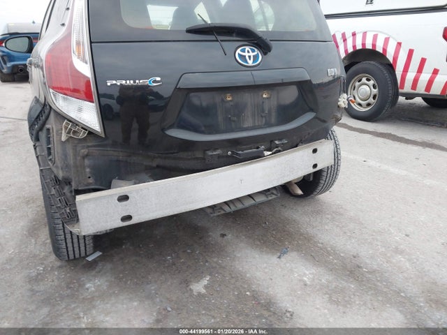 Продаж на аукціоні авто 2015 Toyota Prius C Three, vin: JTDKDTB37F1102842, номер лоту: 44199561