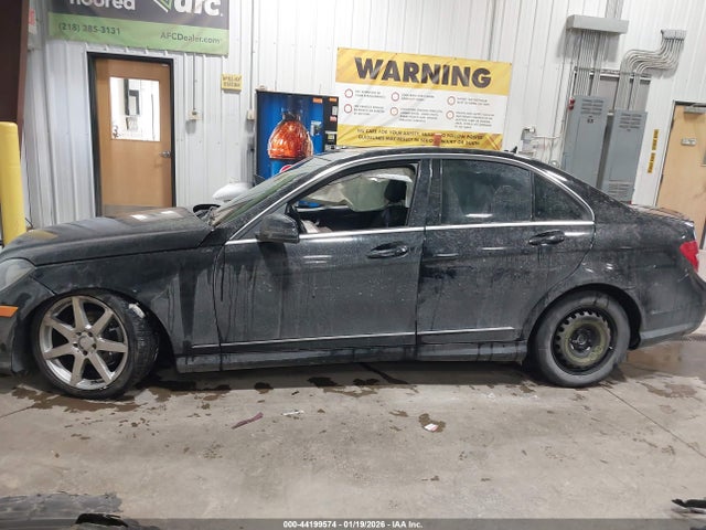 Продаж на аукціоні авто 2014 Mercedes-benz C-class C 250 Sport, vin: WDDGF4HB8EG238595, номер лоту: 44199574