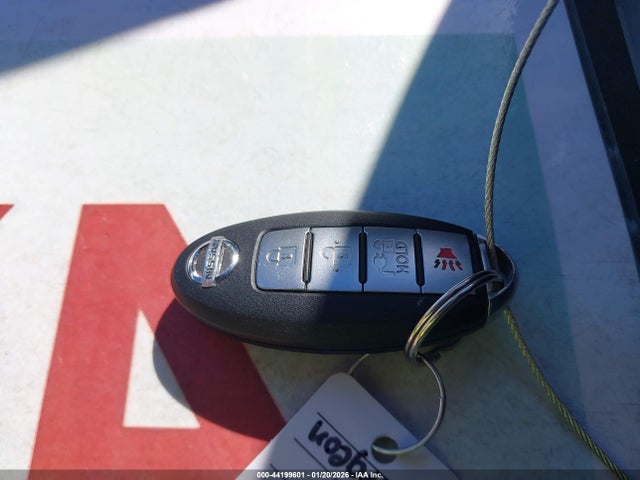 1N4AZ1CP3KC300728 Nissan LEAF S