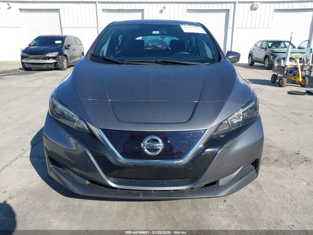 1N4AZ1CP3KC300728 Nissan LEAF S