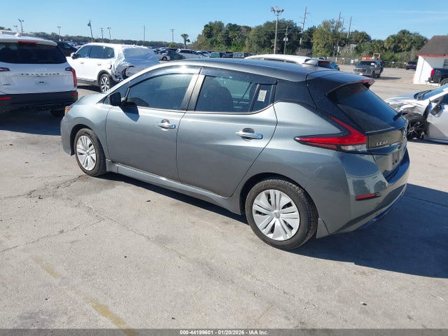 1N4AZ1CP3KC300728 Nissan LEAF S