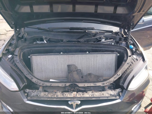 2017 TESLA MODEL X 5YJXCBE20HF063821 Photo 9