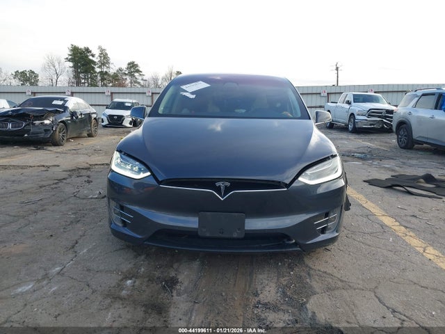 5YJXCBE20HF063821 Tesla Model X 100d/75d/90d
