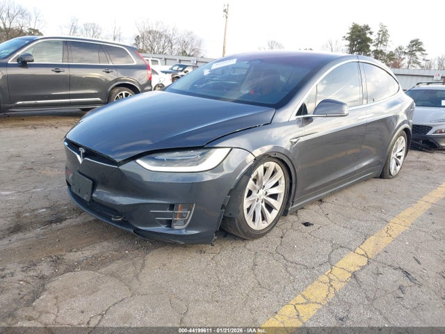2017 TESLA MODEL X 5YJXCBE20HF063821 Photo 1