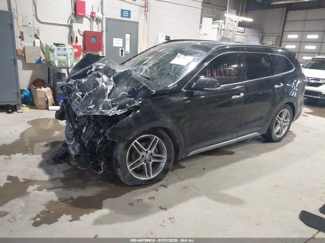 KM8SM4HF8HU186058 Hyundai Santa Fe Se