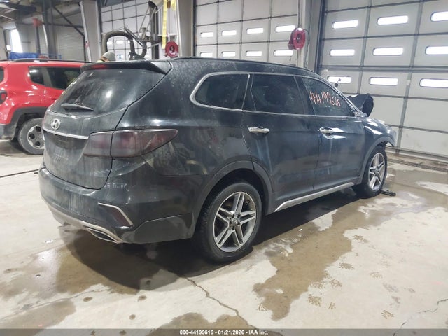 KM8SM4HF8HU186058 Hyundai Santa Fe Se